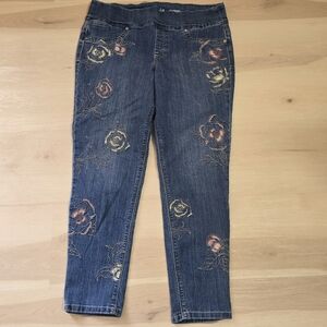 Style & Co Boyfriend Blue Floral Embroidered Stretch Waist Pull On L Soft Jeans